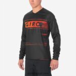 Hommes maillot ls roust noir/rouge hypnotique 242248735 Giro - Image 2